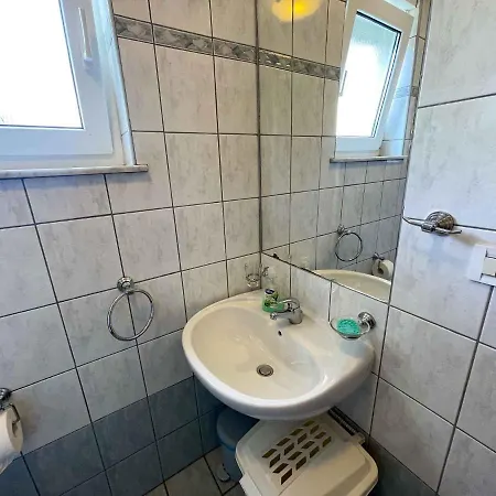 In 41602 アパート *