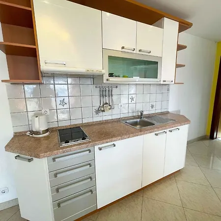 In 41602 Lejlighed Dramalj